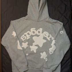 Spider Hoodie Size L