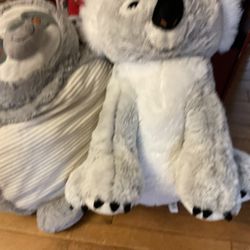 A Beautiful Teddy Bear With (one Eye) With His Nice Pillows Friend, In Very Good Condition (NO SHIPPING)