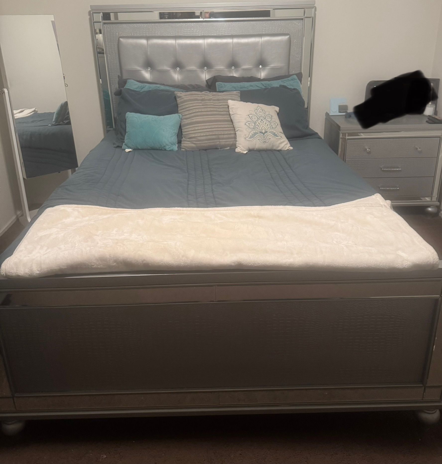 Bedroom Set