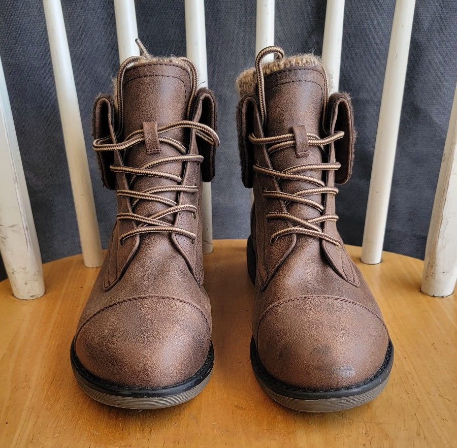 Cliffs By White Mountain Boots