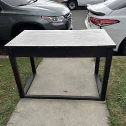 Free Table