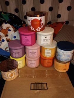 3 wicks bath and body works candles