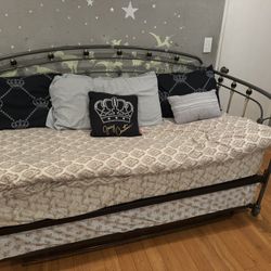 Two-story sofa bed