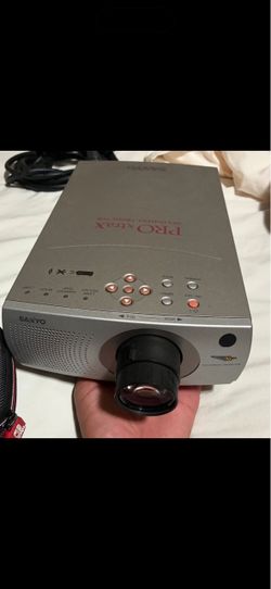 Sanyo PROxtraX Multimedia Projector