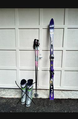 Rossignol 170 Skis Like New With Allsop Poles And New Spider Gloves