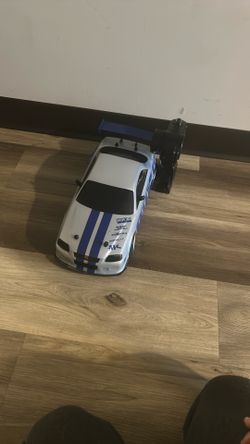 Malcolm Out Remote Control Car