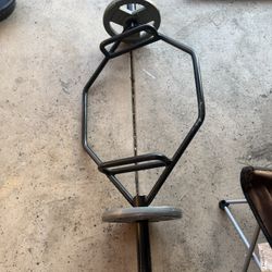 Hex Trap bar **Weights Not Included***