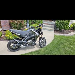 2017 Kawasaki 125 Pro 