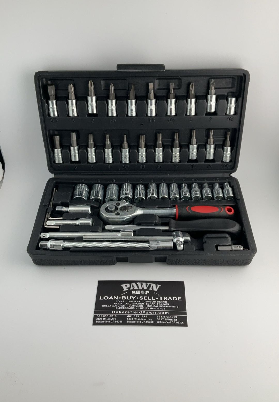 46pc 1/4” Socket And Ratchet Set