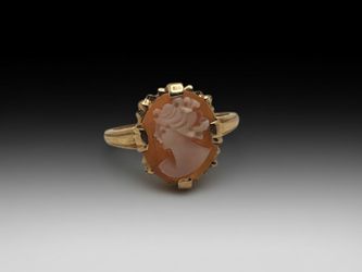 Antique Victorian Cameo 10k Gold Ring