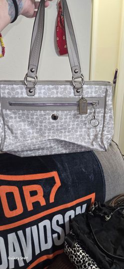 Coach Signature Tote Bag