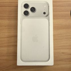 Silver Apple iPhone 17 Pro Max 256g