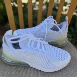 Nike Air 270 Shoes 