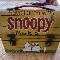Vintage 1968 Snoopy LunchBox