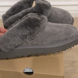 Brand New Uggs Gray Cluggette Women's Slippers Size 8