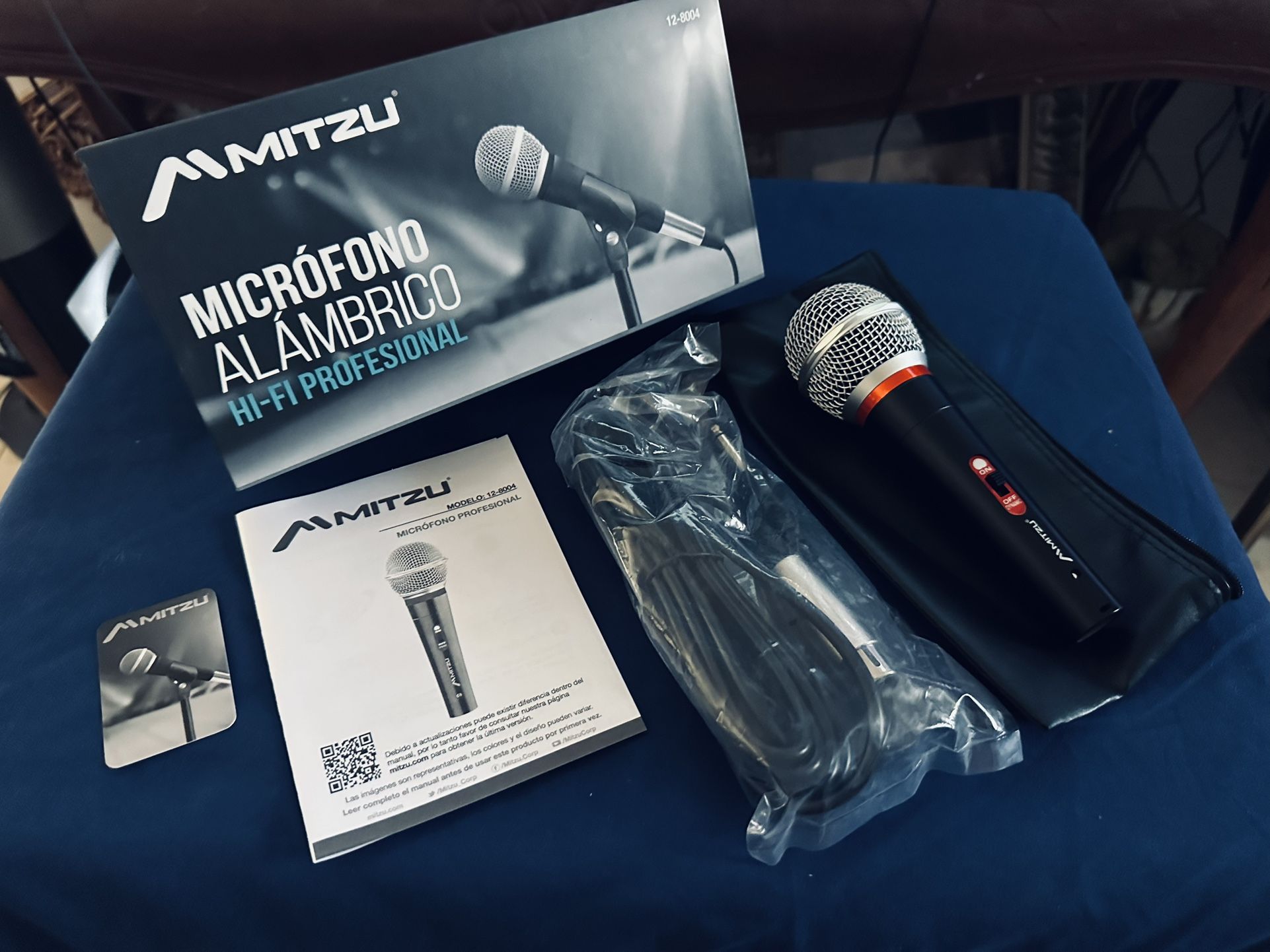 wired microphone Pro ( Amitzu )