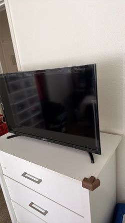 Samsung 32 inch  smart tv
