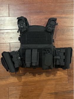 Agilite K19 Plate Carrier w/ front, rear, and side plates