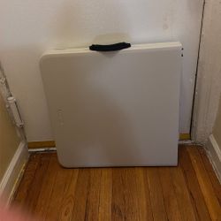 Foldable Table