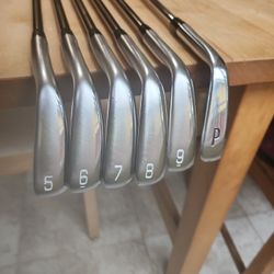 Mizuno Jpx923 Hot Metal
