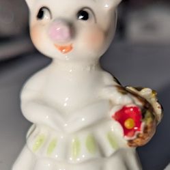 Bone China Mini Figurine Mama Pig Swear