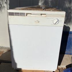 Frigidaire Dish Washer