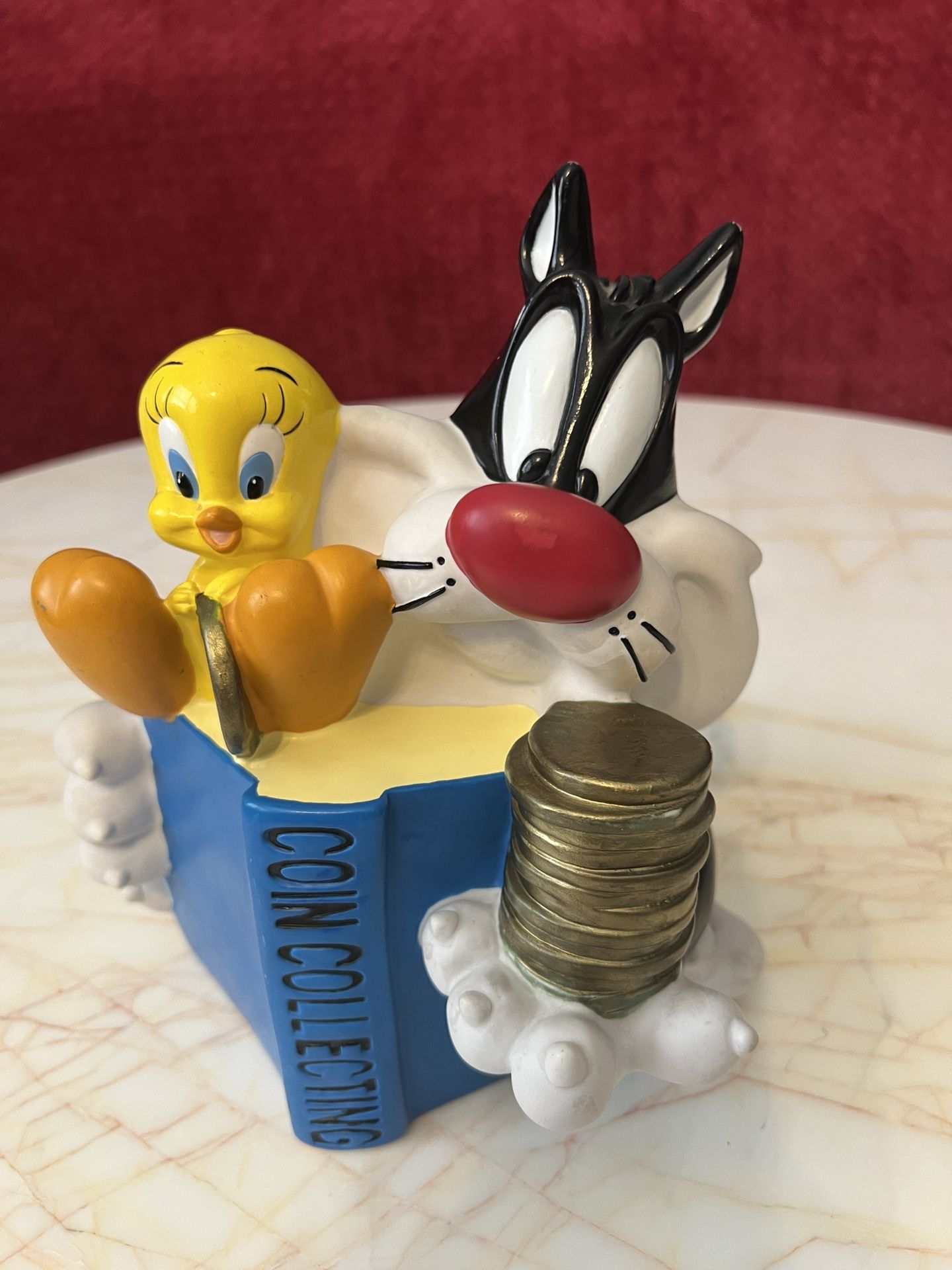 SYLVESTER AND TWEETY BIRD  VINTAGE COIN BANK 1998
