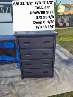 4 drawers  dresser