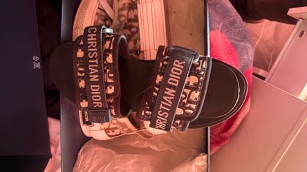 Dior slides original