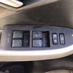 2010 2015  Toyota Prius  Driver Master Power Window Switch 