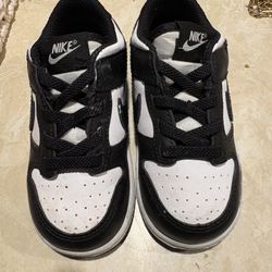Black And White Dunks