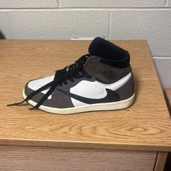 Travis Scott 1s 