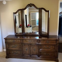 Beautiful  WoodDresser w/Mirror
