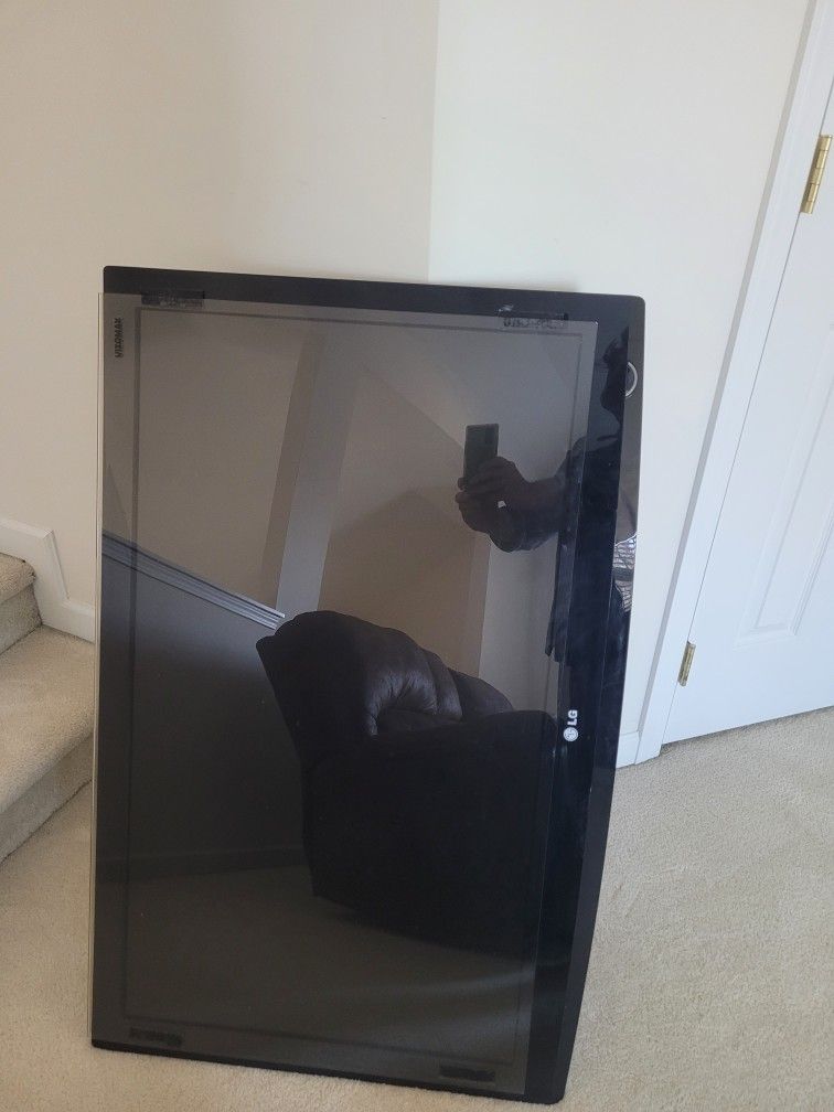 42 Inch LG TV