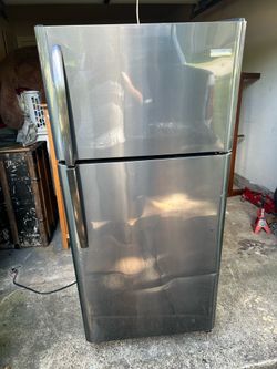 Frigidaire Fridge