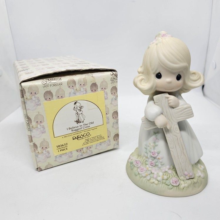 Vintage 1985 Precious Moments Believe In The Old Rugged Cross Figurine 6" girl
Excellent Pre-owned condition, no flaws, mint condition as it was k