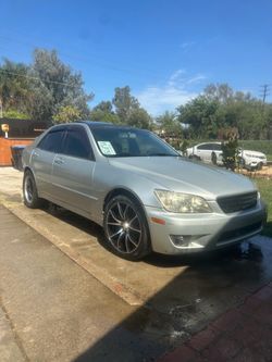 2005 Lexus IS 300