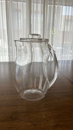 Vintage/Retro Iridescent Clear Acrylic Pitcher with Lid - 10"
