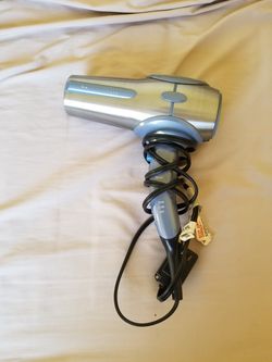 Hair dryer