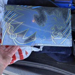 Mega Charizard X EX Box 