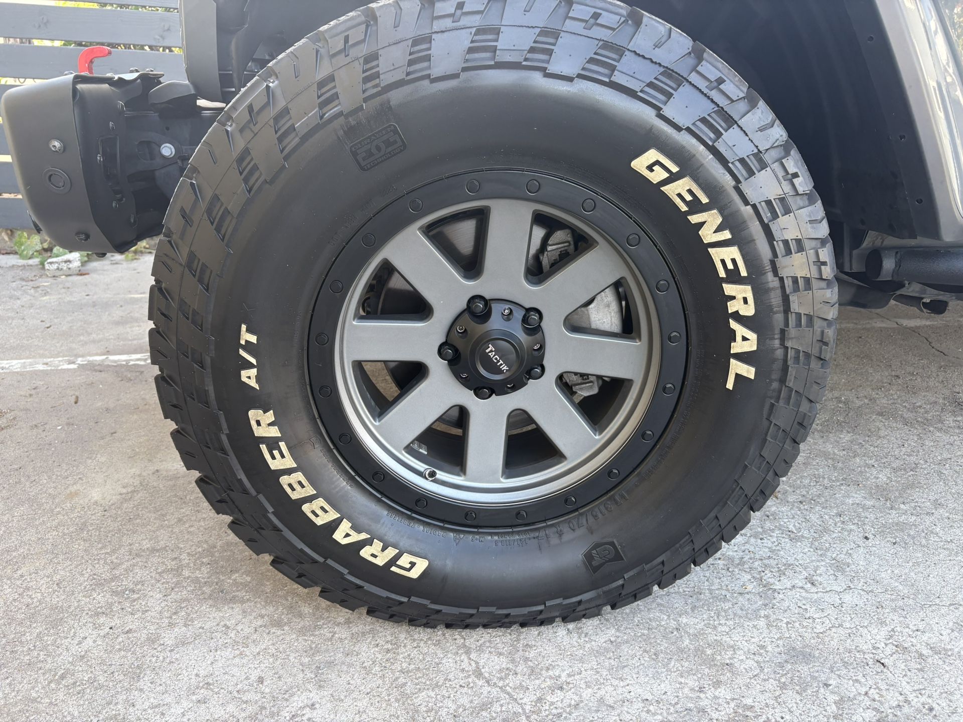 35” Wheels And Tires From JL Wrangler