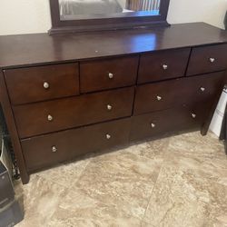 Five Piece Queen Bedroom Set