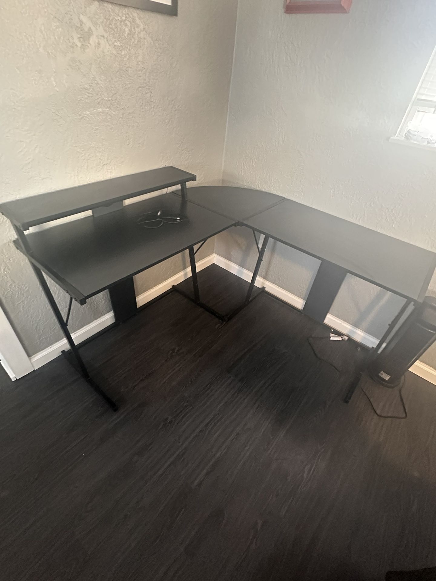 L-Shaped Desk with Monitor Shelf and RGB hook up. 