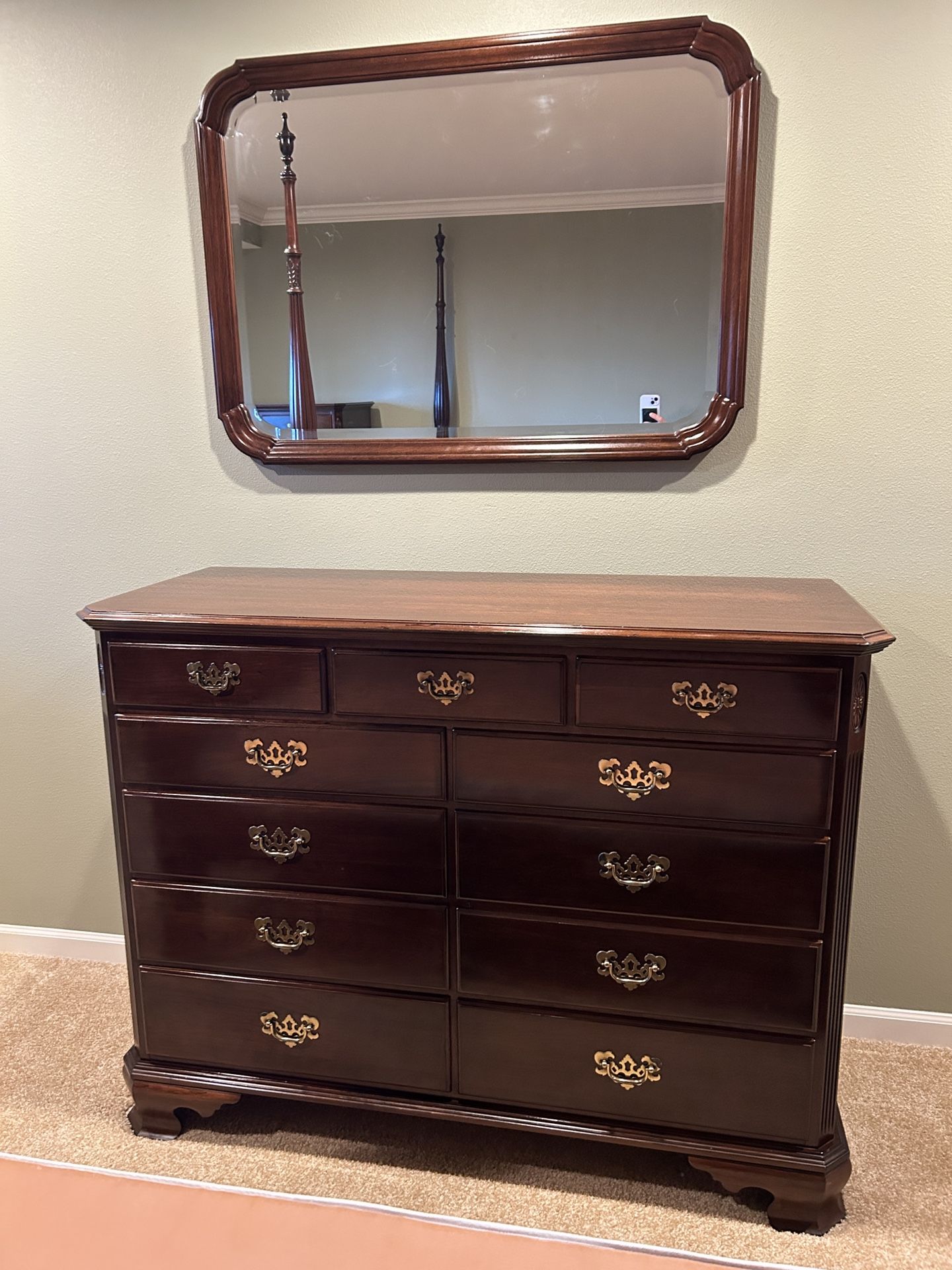 Ethan Allen Georgian Court Wide Dresser