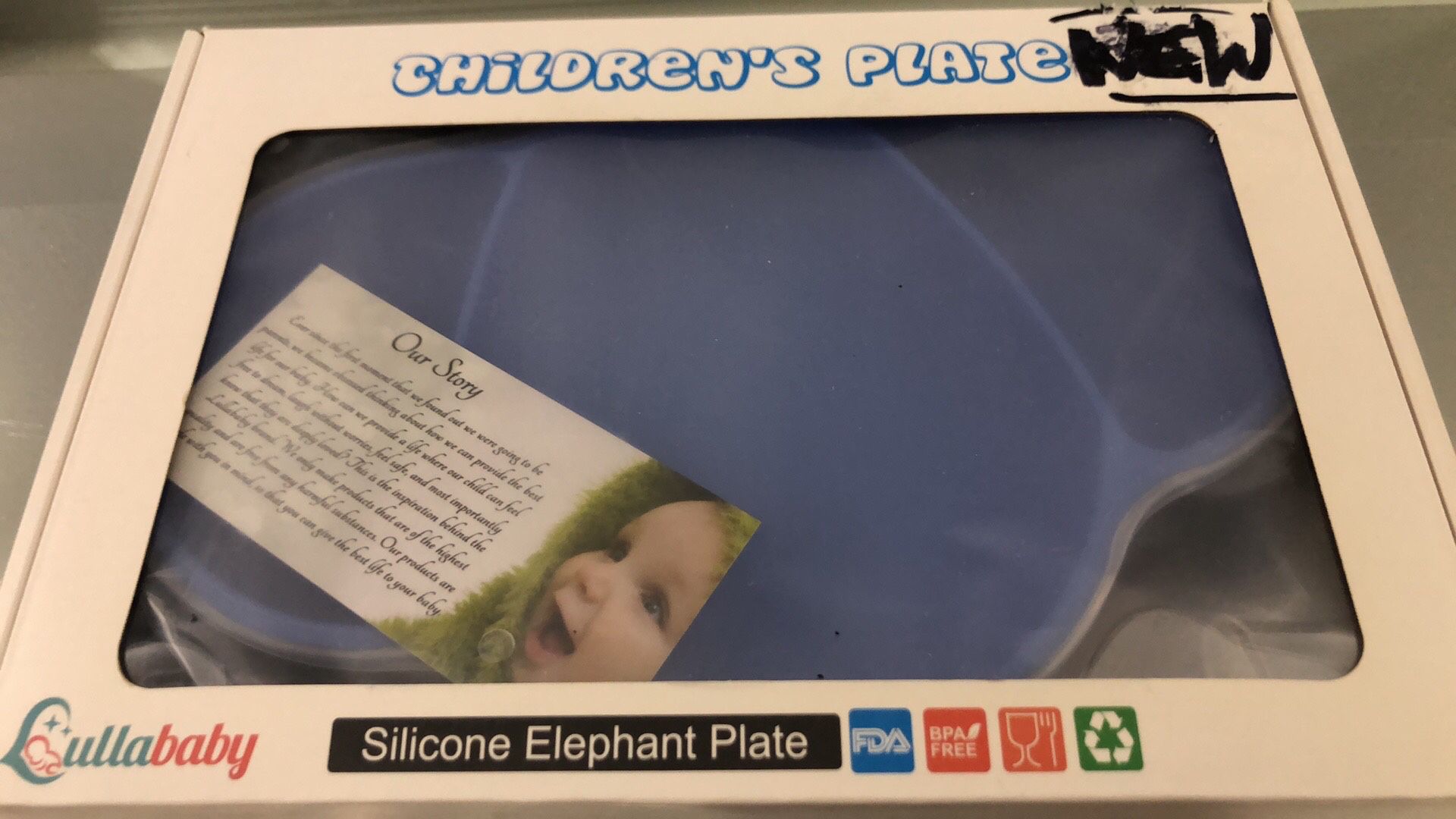Lullababy Elephant Shaped Toddler Feeding Suction Plate unee and sealed in box