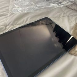 iPad 10th Gen 