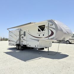 2011 Heartland Greystone 32ft 3 Slides 