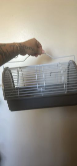 Pet cage on the go