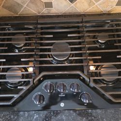 GE 30" Built-in Cooktop