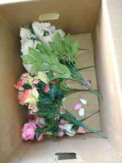 New bunch of banquets flower roses